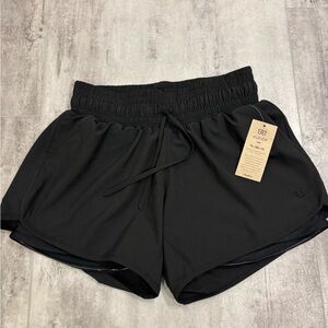 Albion Black Women's Lunge Athletic Shorts - M - NWT